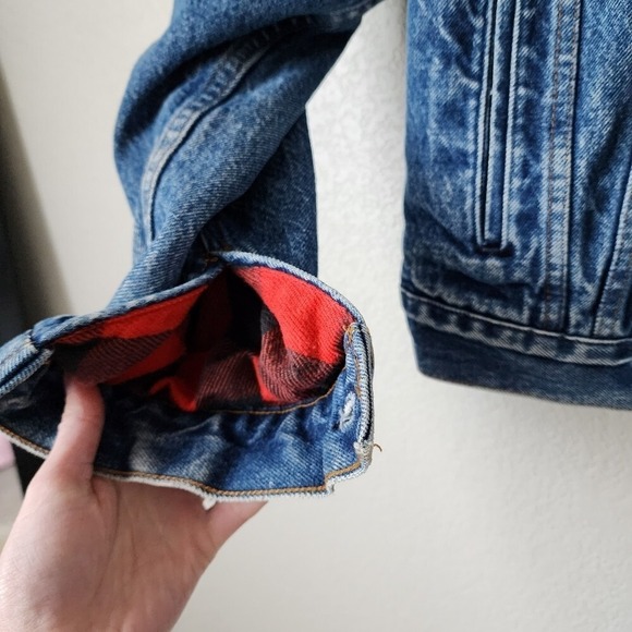 LEVIS VINTAGE 90s Buffalo‎ Plaid Lined Denim Trucker Jacket Size 38 - Picture 9 of 12